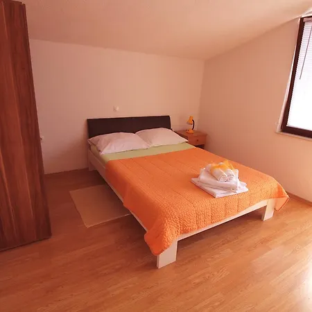 Pisak 12545c Apartamento Mimice